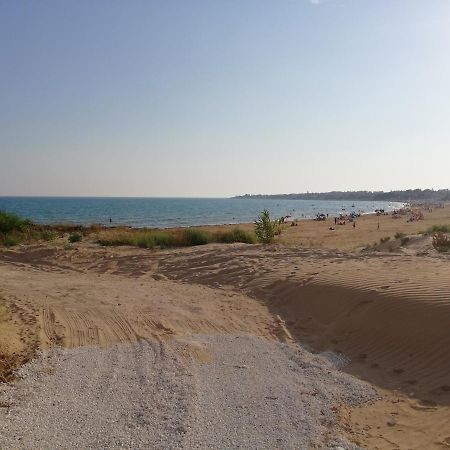 New Rooms On The Beach Pozzallo Exterior foto